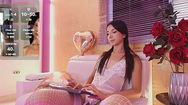 Bella19  online show from February 2025 08:04:02 PM