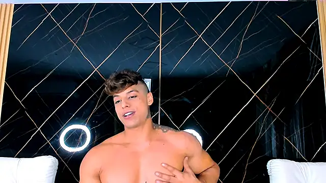 Owen Muzcle online show from September 2025 01:28:01 AM