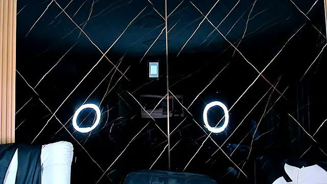 Owen Muzcle online show from October 2025 04:20:02 AM