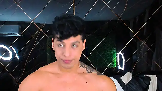 Owen Muzcle online show from January 2026 02:36:02 AM