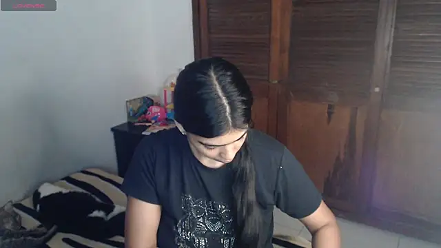 Pocahontas Princess  online show from December 2025 04:17:01 AM