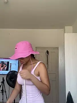 Mia petite01 online show from March 2025 05:28:02 PM