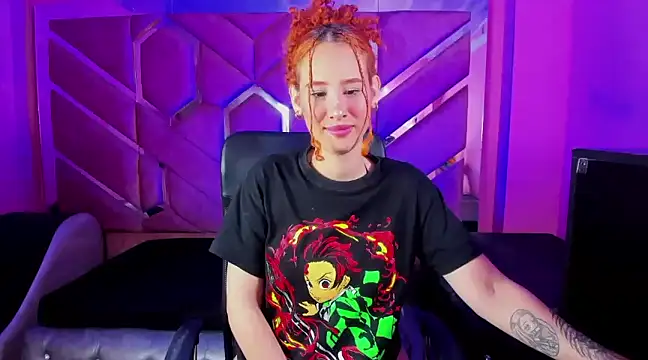 Nami Curls online show from February 2025 01:16:01 PM