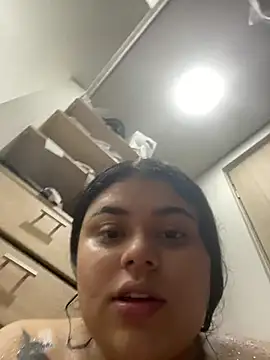 Snapshot of alissonfernandez_ chatting on January 2025 11:33:01 PM alissonfernandez online show from January 2025 11:33:01 PM