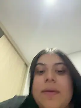 Snapshot of alissonfernandez_ chatting on January 2025 01:08:01 AM alissonfernandez online show from January 2025 01:08:01 AM