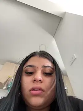 Snapshot of alissonfernandez_ chatting on January 2025 06:38:01 PM alissonfernandez online show from January 2025 06:38:01 PM