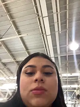 Snapshot of alissonfernandez_ chatting on January 2025 02:21:01 PM alissonfernandez online show from January 2025 02:21:01 PM