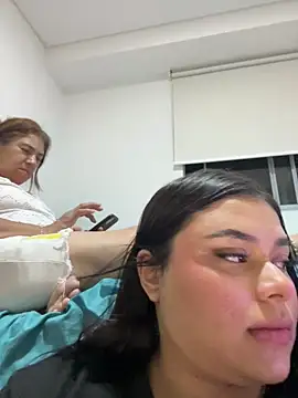 Snapshot of alissonfernandez_ chatting on February 2025 01:34:01 AM alissonfernandez online show from February 2025 01:34:01 AM
