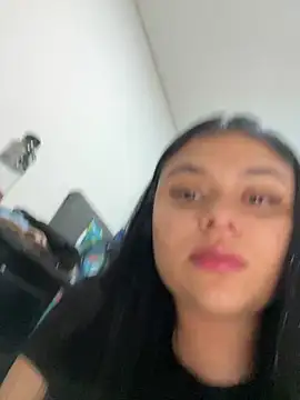 Snapshot of alissonfernandez_ chatting on February 2025 12:43:02 AM alissonfernandez online show from February 2025 12:43:02 AM