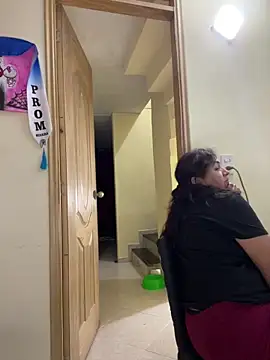 alissonfernandez  online show from December 2025 01:04:02 AM