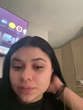Snapshot of alissonfernandez_ chatting on June 2026 07:51:02 PM alissonfernandez online show from June 2026 07:51:02 PM