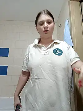 kila lo online show from February 2025 02:04:02 AM