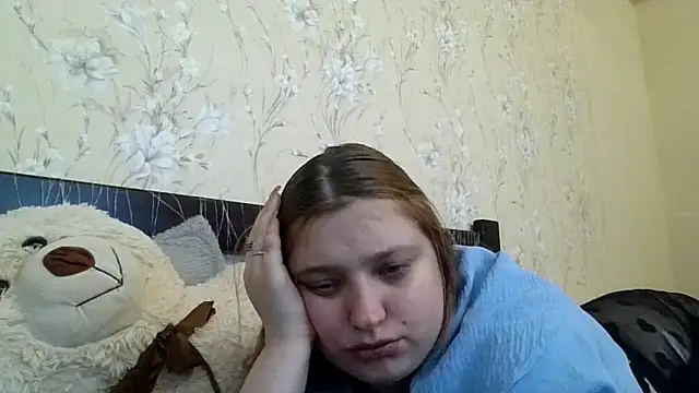 kila lo online show from April 2026 03:53:01 PM