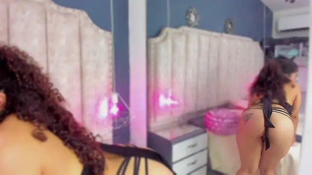 CoralHarmon online show from December 2024 05:21:02 PM