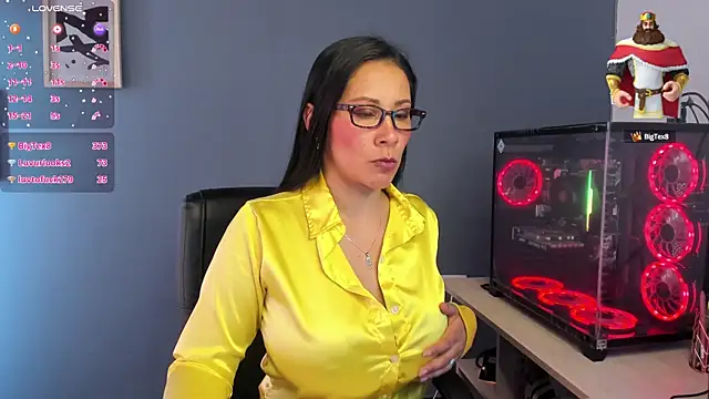 Sue Wolls online show from February 2025 07:26:01 PM