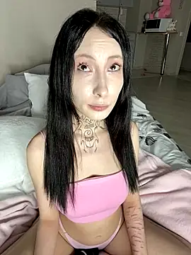 your Roxy online show from December 2024 02:52:01 PM