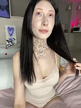 your Roxy online show from December 2024 01:32:02 PM