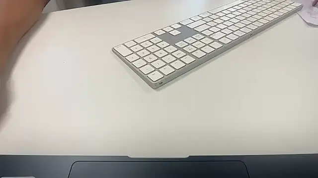 Snapshot of awesome_anna chatting on November 2025 09:58:01 AM awesome anna online show from November 2025 09:58:01 AM