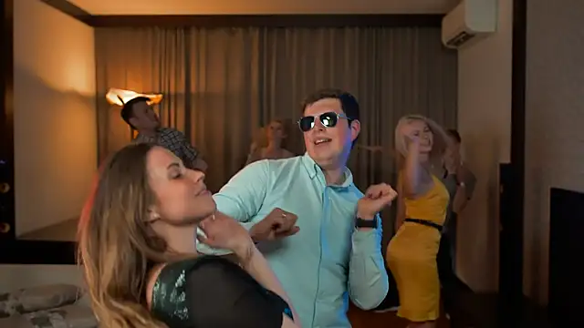 awesome anna online show from April 2026 07:13:01 AM