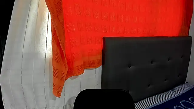 Snapshot of angela_nix chatting on September 2025 02:44:02 PM angela nix online show from September 2025 02:44:02 PM