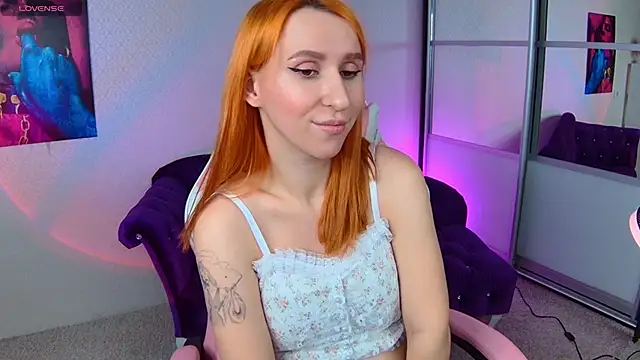 AliceBYKiss online show from January 2025 09:25:02 AM