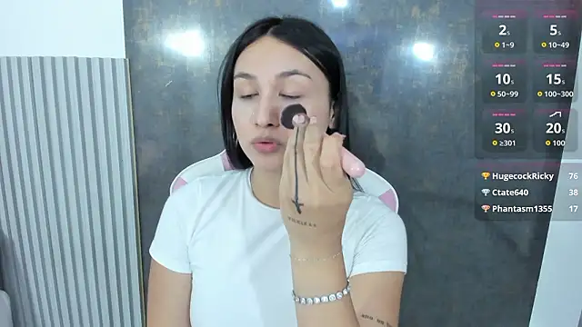 lana boomer online show from March 2026 07:53:01 PM