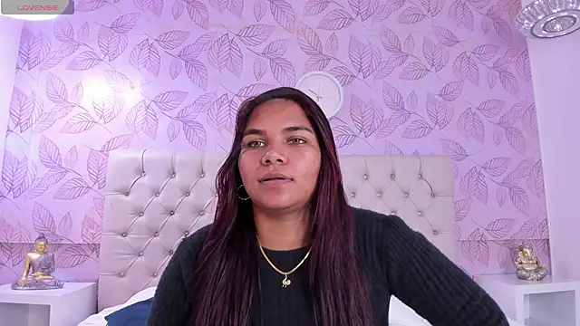 Snapshot of Carolina_Evanss chatting on February 2025 03:35:02 AM Carolina Evanss online show from February 2025 03:35:02 AM