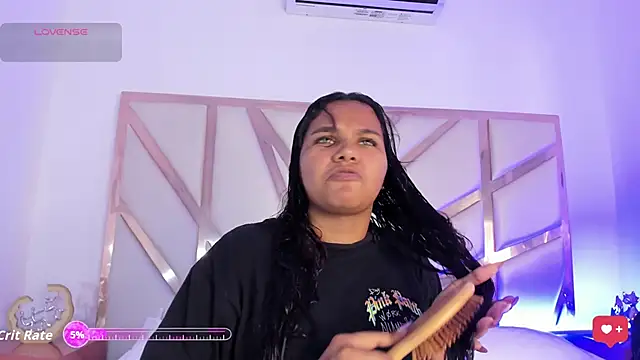 Snapshot of Carolina_Evanss chatting on September 2025 11:44:01 AM Carolina Evanss online show from September 2025 11:44:01 AM