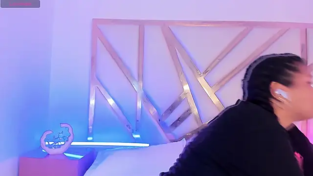 Snapshot of Carolina_Evanss chatting on October 2025 11:30:01 AM Carolina Evanss online show from October 2025 11:30:01 AM