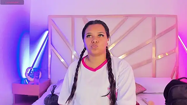 Snapshot of Carolina_Evanss chatting on October 2025 11:11:01 AM Carolina Evanss online show from October 2025 11:11:01 AM