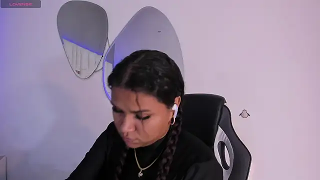 Snapshot of Carolina_Evanss chatting on October 2025 11:33:02 AM Carolina Evanss online show from October 2025 11:33:02 AM