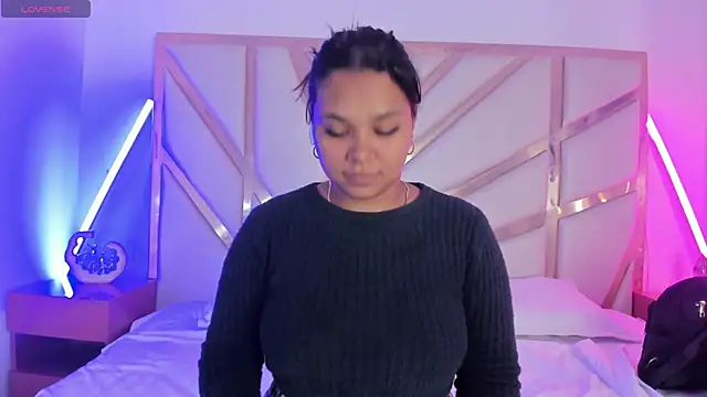 Snapshot of Carolina_Evanss chatting on November 2025 11:31:02 AM Carolina Evanss online show from November 2025 11:31:02 AM