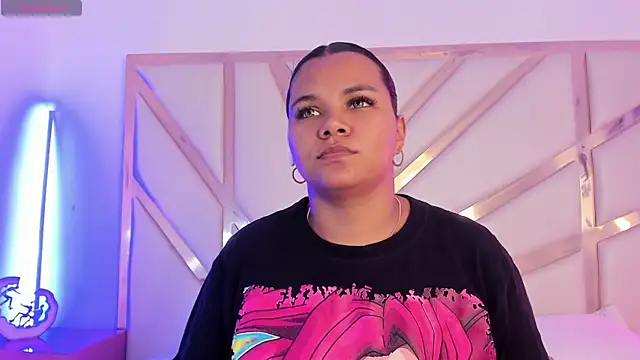 Snapshot of Carolina_Evanss chatting on November 2025 11:47:01 AM Carolina Evanss online show from November 2025 11:47:01 AM