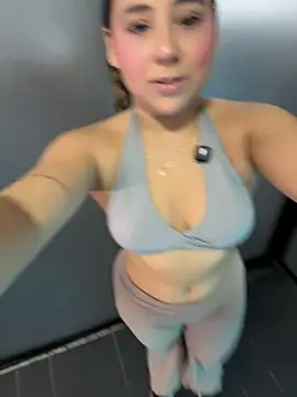 MelodyRey  online show from December 2025 10:39:02 PM