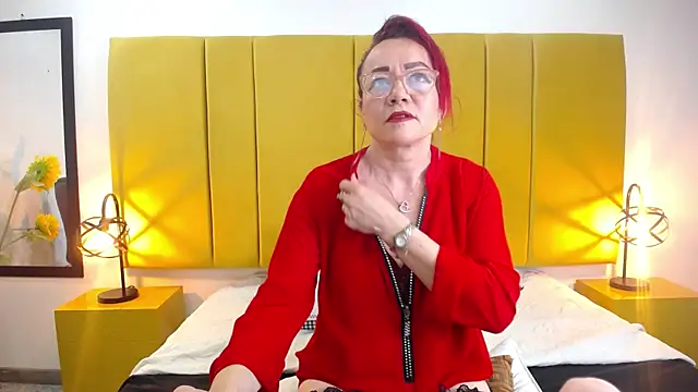 Lupiita223 online show from November 2025 12:49:01 PM