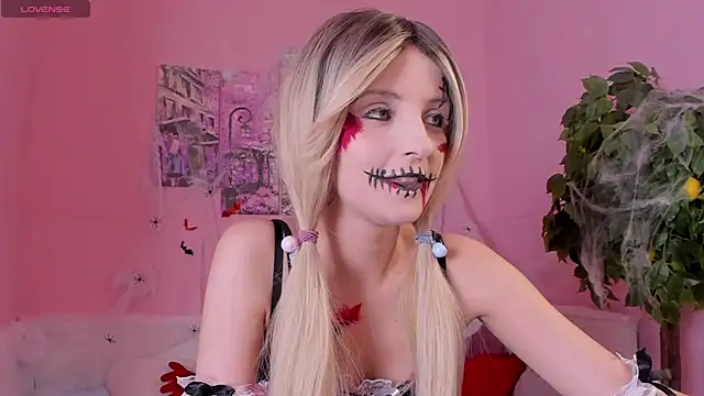 Katty Lights online show from October 2025 11:33:02 AM