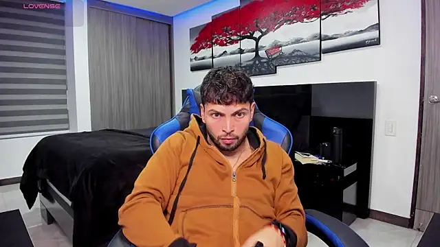 nick klaus online show from April 2026 11:24:02 PM