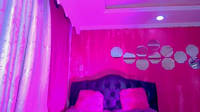 TiffanyMackensyy online show from March 2026 01:53:02 AM