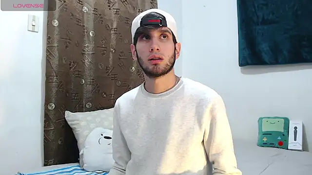 Thhiago tay online show from December 2025 07:30:02 PM