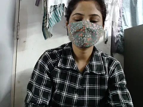 samosa73 online show from November 2025 06:09:02 PM