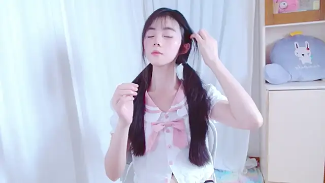 xiyao1314 online show from October 2025 06:55:02 AM