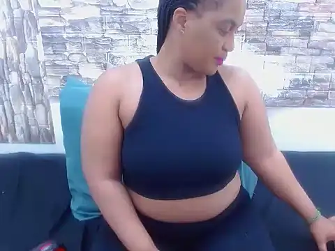 Snapshot of SexyEbony37X chatting on September 2025 07:31:01 AM SexyEbony37X online show from September 2025 07:31:01 AM