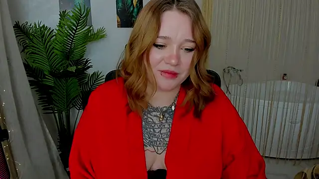 MoonLghte online show from February 2025 11:16:02 PM