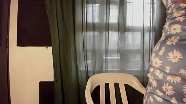 Noellesable online show from November 2025 05:34:02 PM