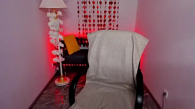 Angelina Clarks online show from March 2025 04:24:02 PM