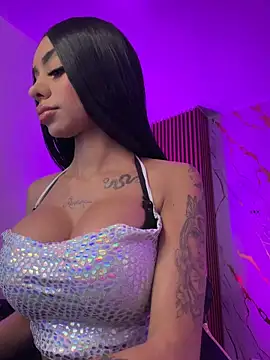 Tiffanny online show from April 2026 01:09:02 PM