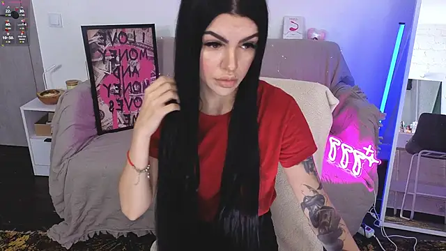 Tiffany lab online show from October 2025 07:41:01 AM