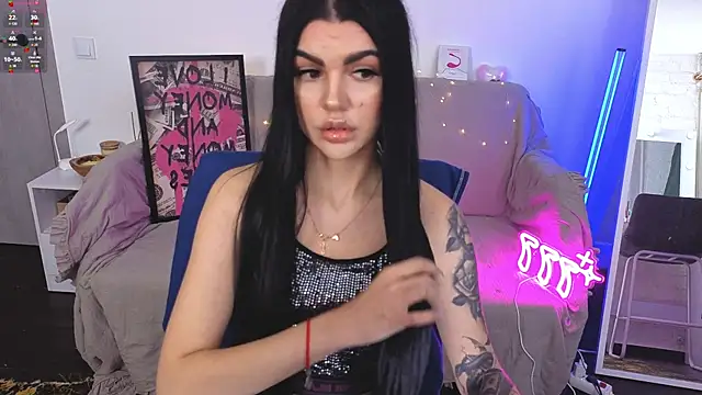 Tiffany lab online show from October 2025 12:27:02 PM