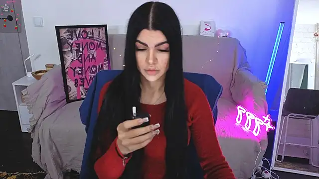 Tiffany lab online show from October 2025 07:41:02 AM