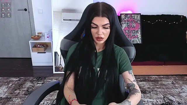 Tiffany lab online show from February 2026 12:59:02 PM